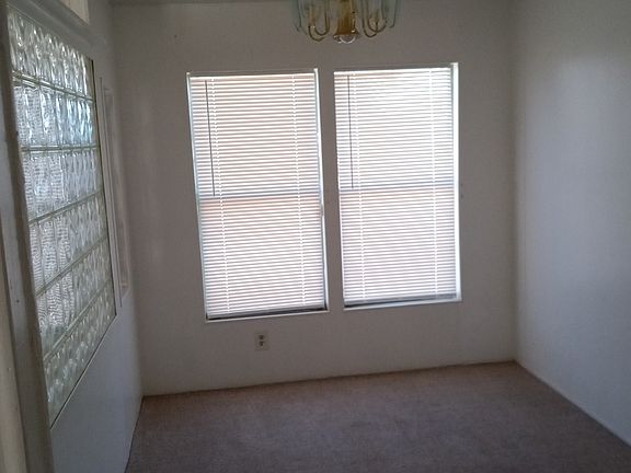 3rd image of 2466 Merrill Ave