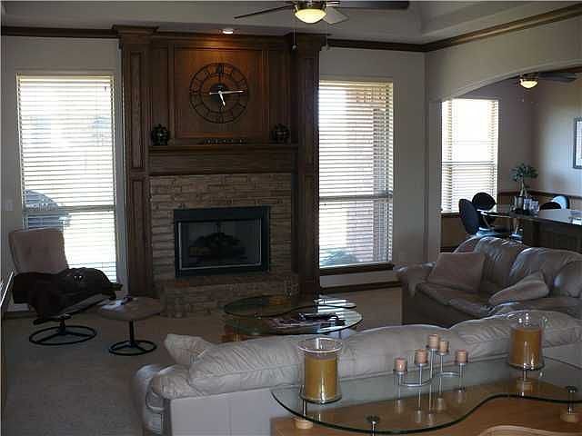 2nd image of 8909 NW 113th St