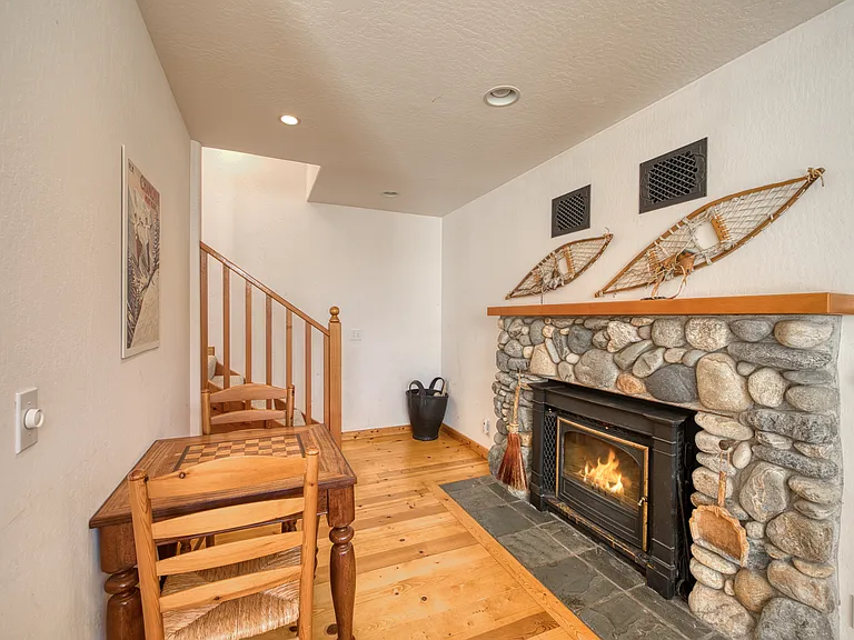17054 Skislope Way — Photo 12