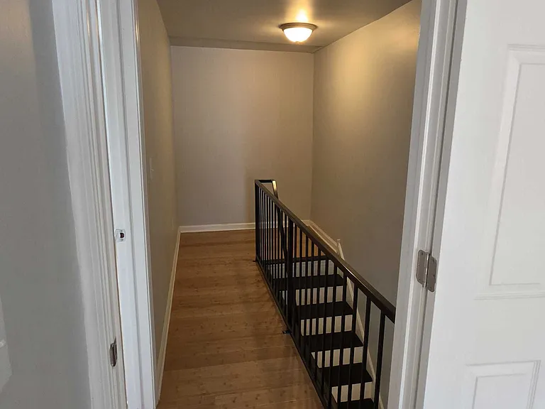 507 Bloom St — Photo 6