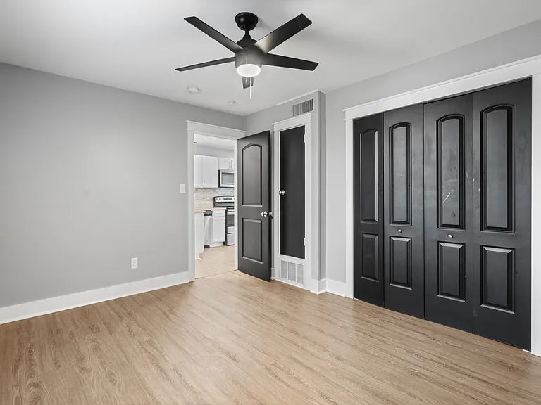 4413 Crooks Rd #4413 — Photo 4