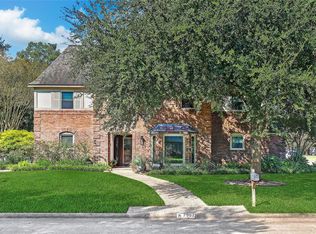 2902 Blue Lakes Ln, Missouri City, TX 77459