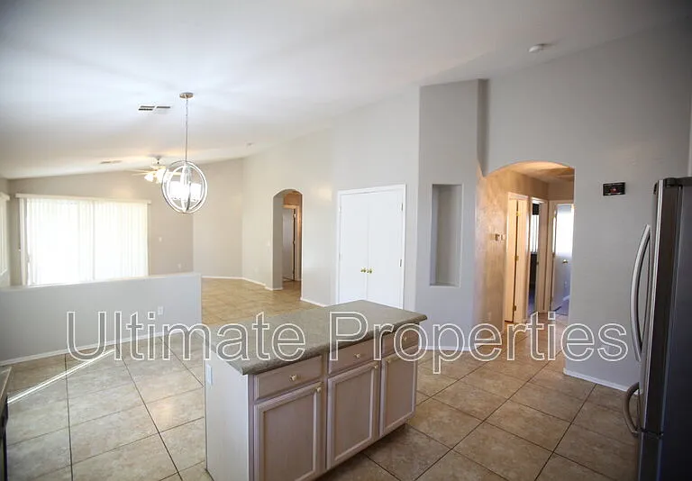 13390 W Watson Ln — Photo 8
