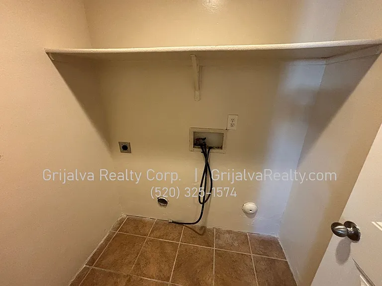 5015 Park — Photo 13