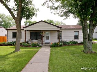 429 Montrose Dr, Romeoville, IL 60446