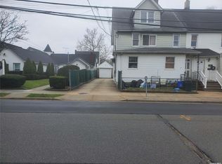 12 E Mineola Ave, Valley Stream, NY 11580