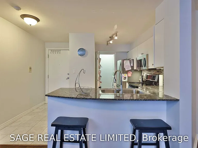 801 Bay St #1101 — Photo 12