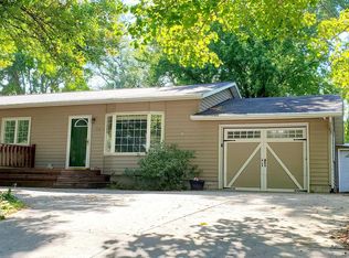 112 Indian Ave, Forest City, IA 50436