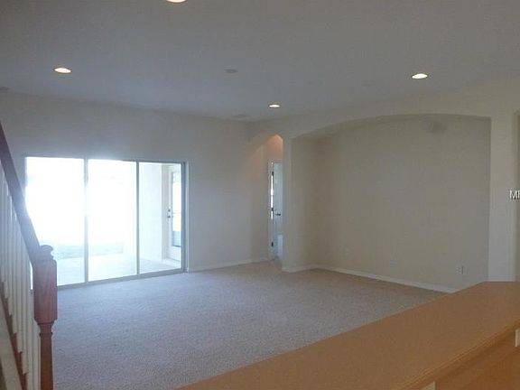 5th image of 416 York Dale Dr