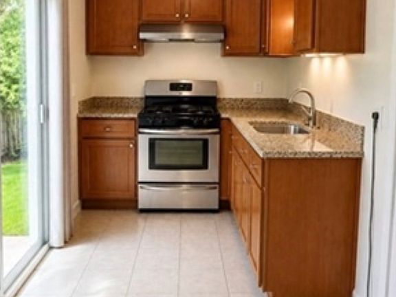 5th image of 230 Granite St APT 2