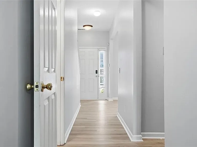 585 McWilliams Rd SE #2402 — Photo 2