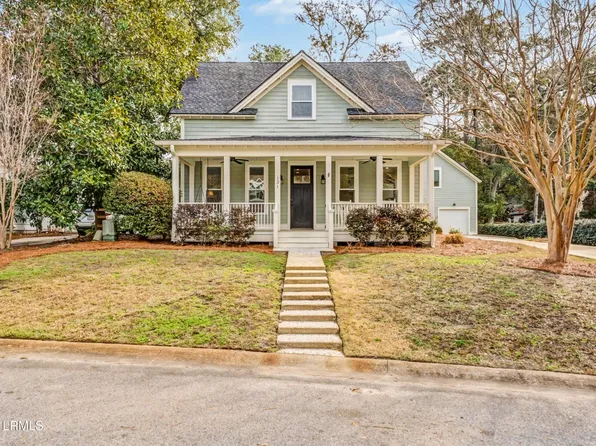 131 Fuller St, Beaufort, SC 29902