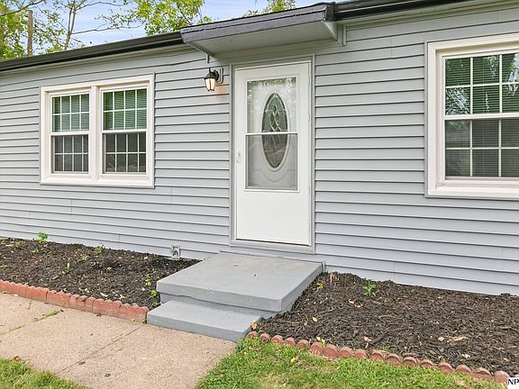 3rd image of 7307 La Vista Dr