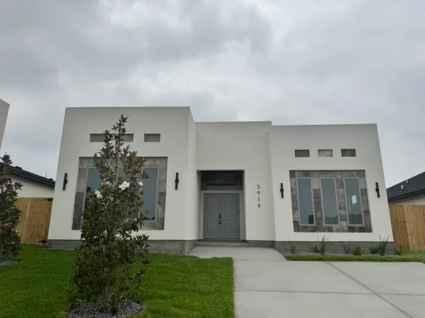 3919 Yoyis St, Laredo, TX 78046