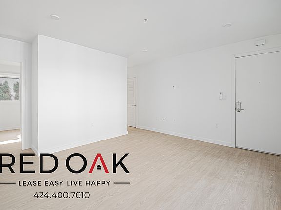 4th image of 847 S Sherbourne Dr APT 1