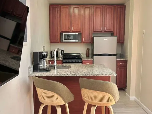 Park East Apartments