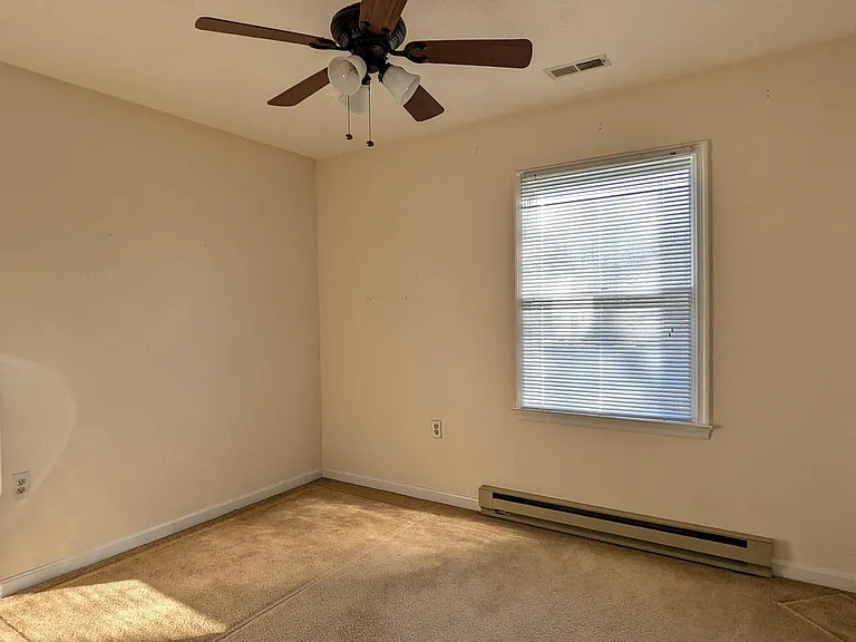 150 Nightingale Ave — Photo 15