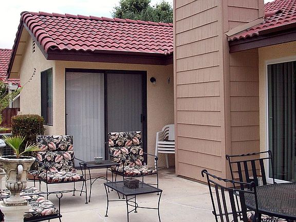 Back patio with 2 sliders  