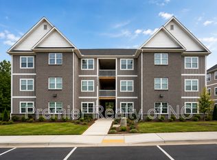 7085 Hanesbrook Cir Unit 104, Clemmons, NC 27012