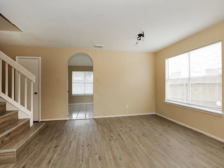 17326 Harmony Hill Dr — Photo 8