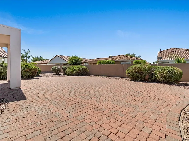 2435 E Desert Broom Pl — Photo 39