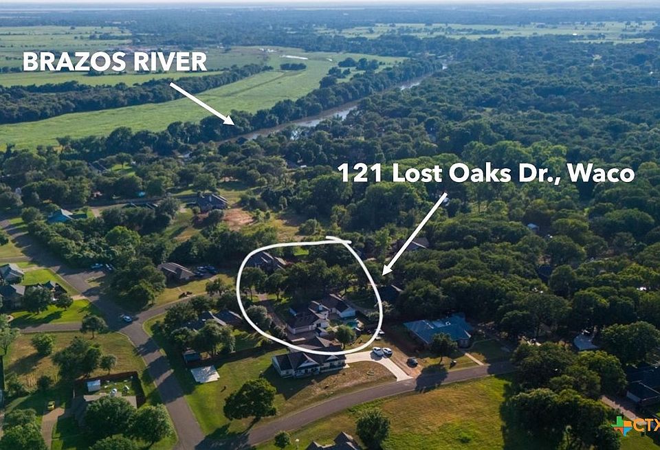 1st image of 121 Lost Oaks Dr