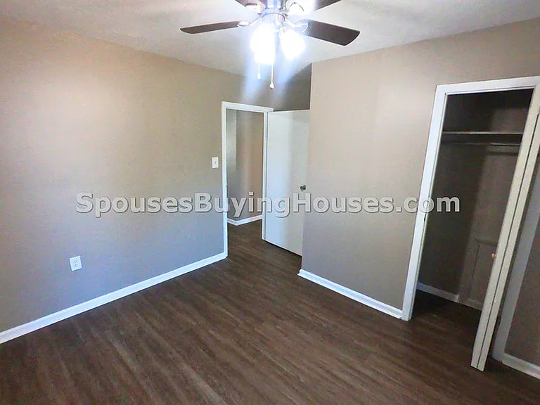 2517 S McClure St — Photo 10