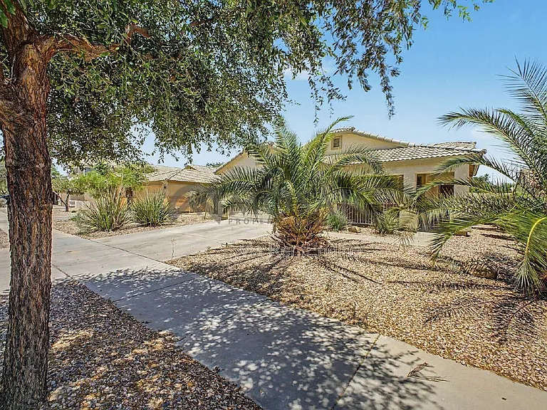 22360 E Via Del Rancho — Photo 5