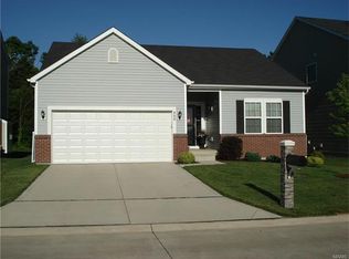 546 Country Chase Dr, Lake Saint Louis, MO 63367