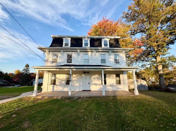 216 E Bristol Rd #4