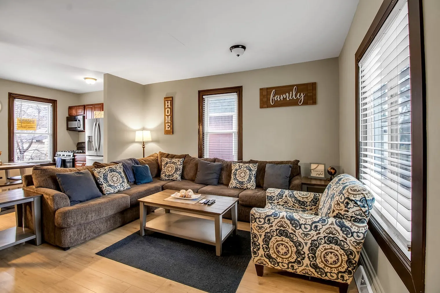2 bed, 1.0 bath, 1097 sqft, $2,825 — Photo 1