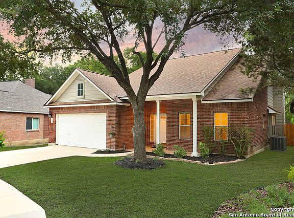 4th image of 22 Cove Creek Dr