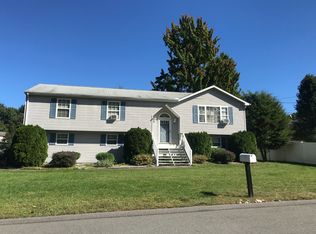 26 Campania Rd #L, Enfield, CT 06082