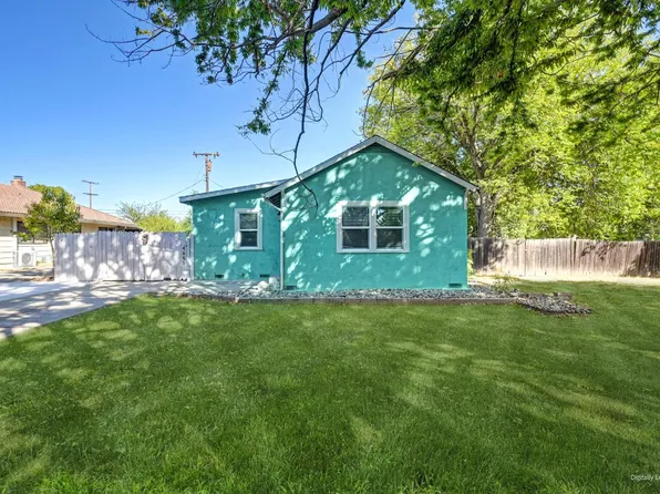 4555 71st St, Sacramento, CA 95820