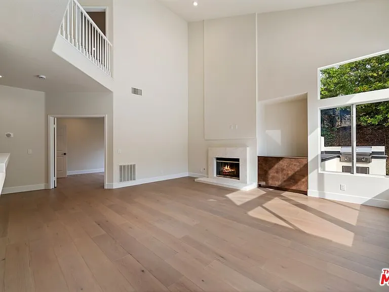 18500 Saint Moritz Dr — Photo 21