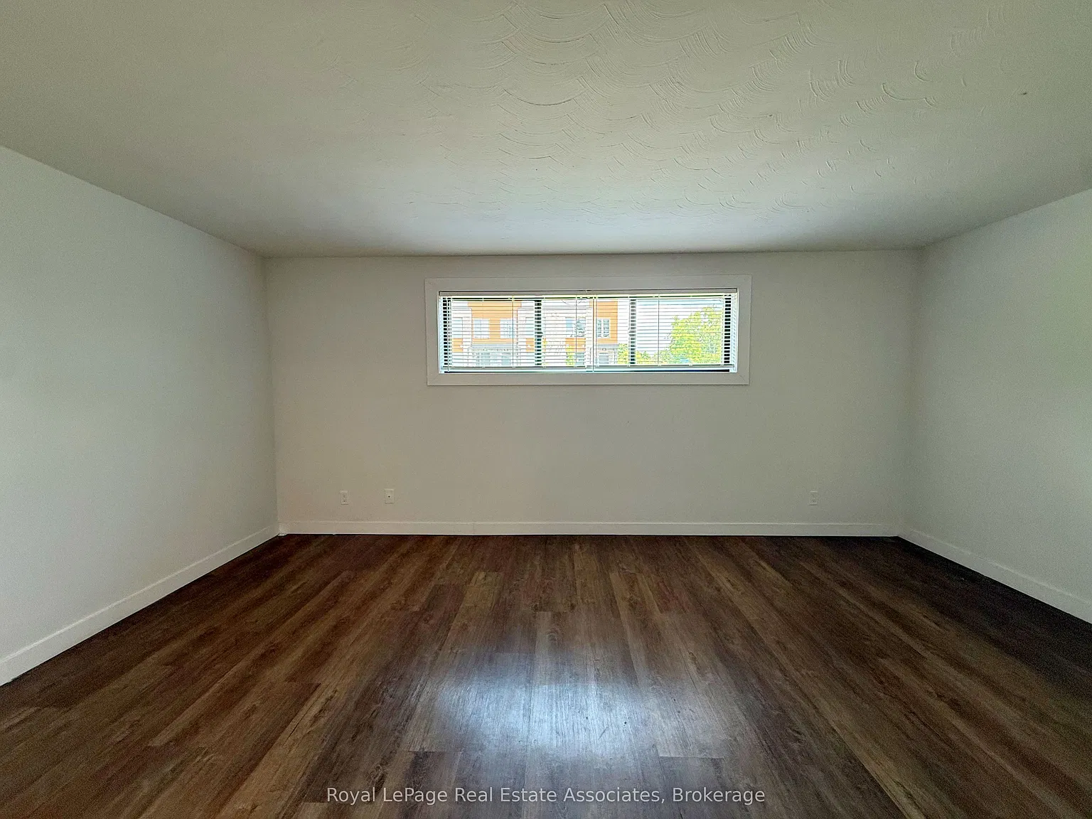 2 bed, $2,000 — Photo 4