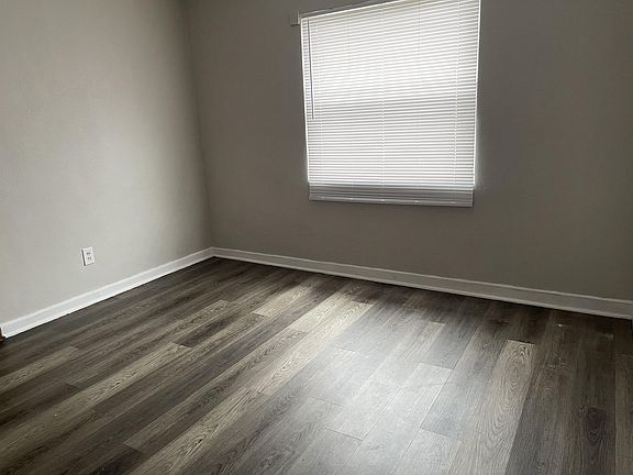 3rd image of 4225 San Juan Ave