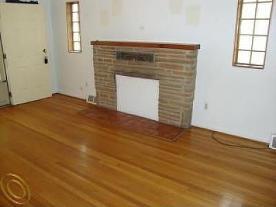 4th image of 23250 Prospect Ave