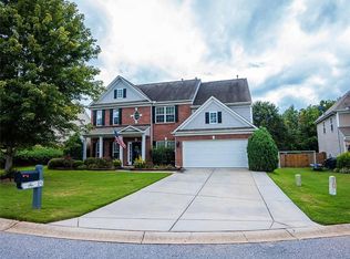 5 Peninsula Ct, Simpsonville, SC 29681