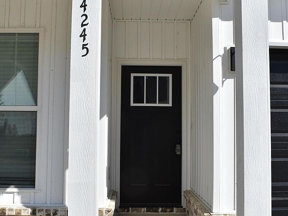 2nd image of 4245 Beautiful Pond Park