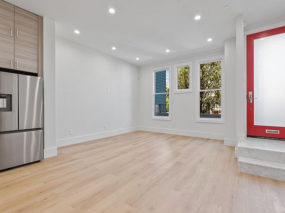 3rd image of 4445 18th St #4445