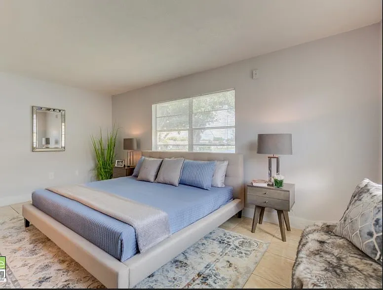 3 bed, 1198 sqft, $2,395 — Photo 3