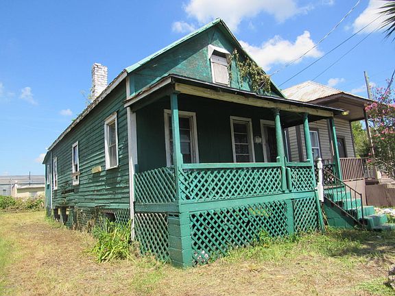 2nd image of 824 Eaverson St