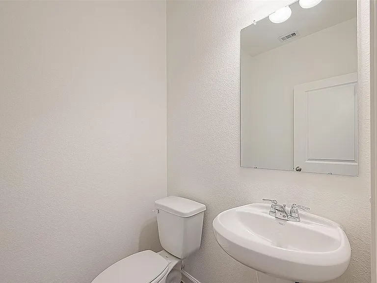 3993 Fringetree Ln — Photo 11