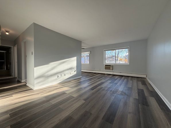 1292 Rockland Ave APT 1B