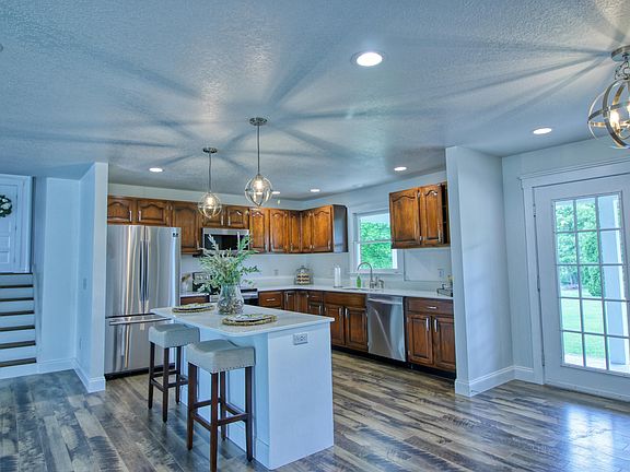 5th image of 437 Wild Plum Dr
