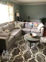 102 Lancaster Ct — Photo 6