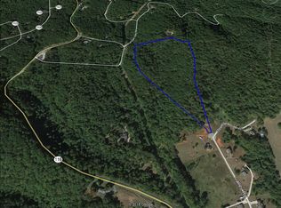 13 Valley Rd, Hardy, VA 24101