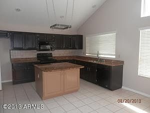 5th image of 1753 W Spruce Dr