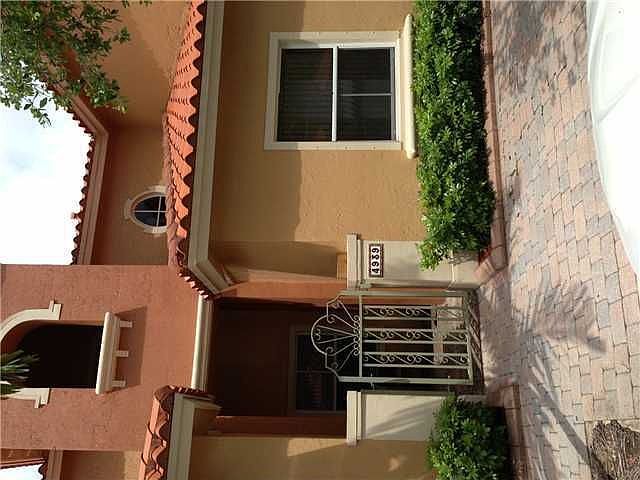 1st image of 4939 Leeward Ln #3206